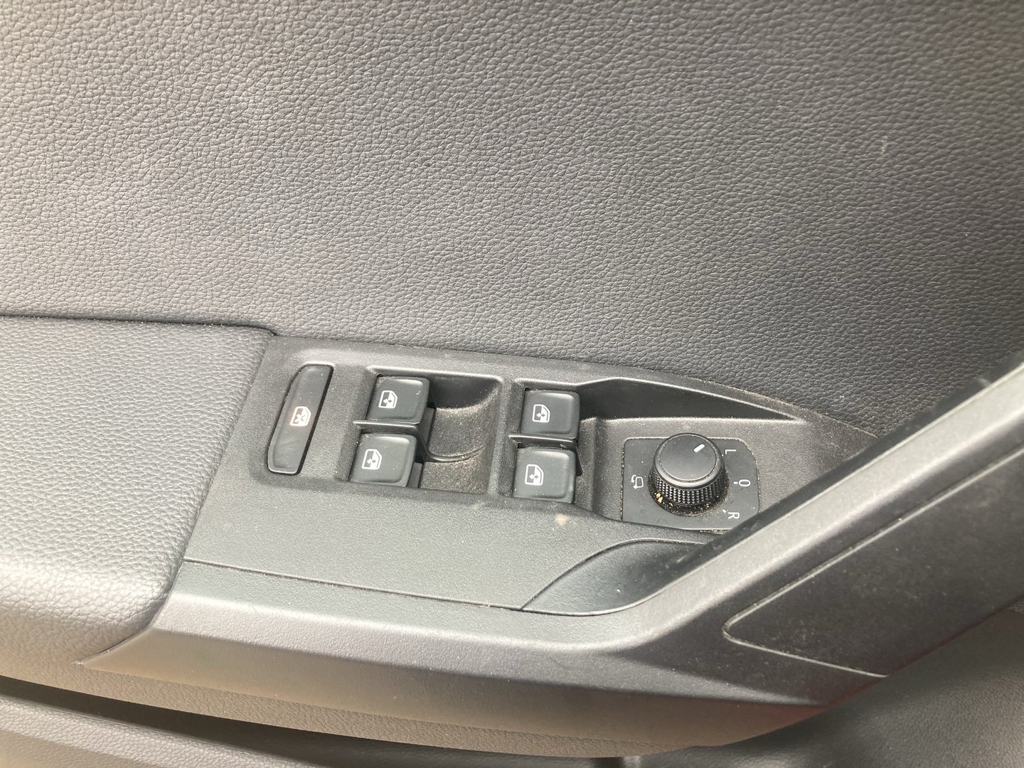 SEAT Arona Style TDI DSG | Bild 13 von 25