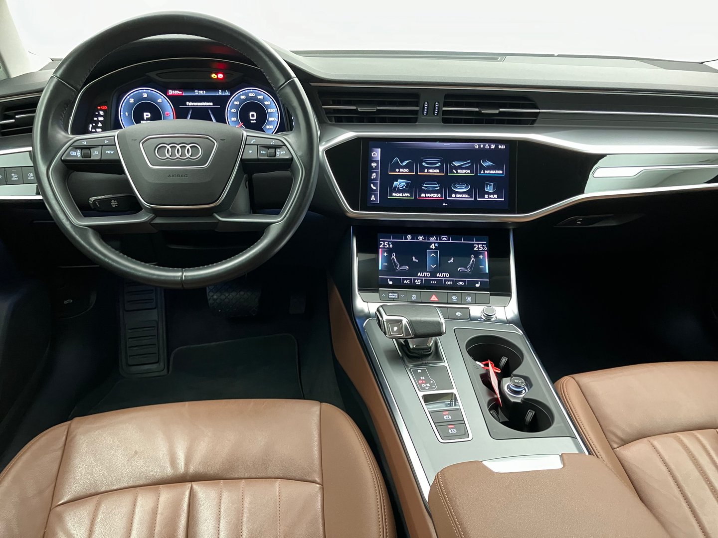 Audi A6 Avant 40 TDI quattro Design | Bild 12 von 28