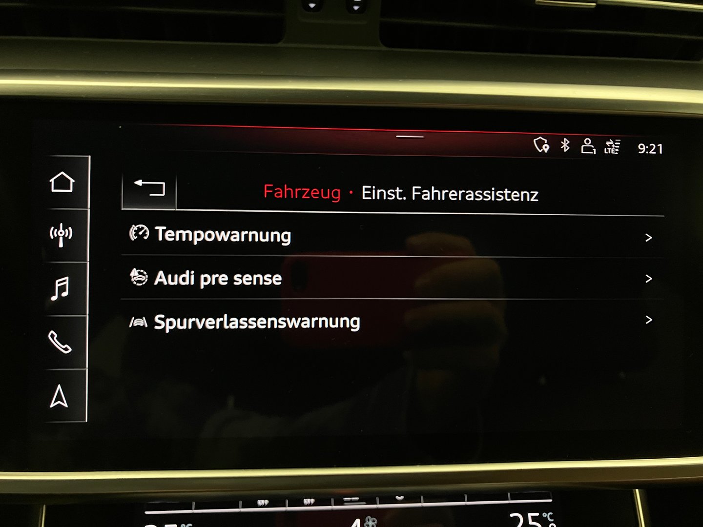 Audi A6 Avant 40 TDI quattro Design | Bild 22 von 28
