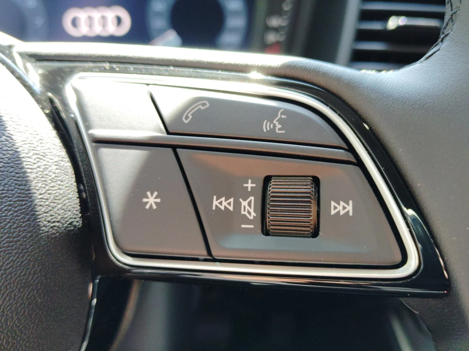 Bild eines Audi A1 allstreet 30 TFSI intense