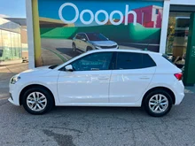 Škoda Fabia Essence TSI in Alaska-Weiß