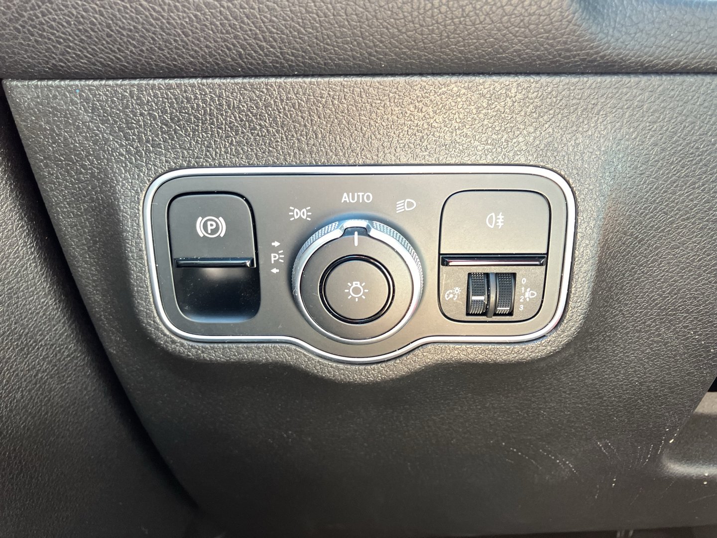 Mercedes GLB 180 d Aut. | Bild 10 von 27