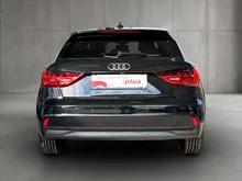Audi A1 Sportback 30 TFSI intense in Mythosschwarz Metallic
