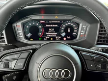 Audi A1 Sportback 30 TFSI intense in Mythosschwarz Metallic
