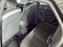 Audi A1 Sportback 30 TFSI intense in Mythosschwarz Metallic