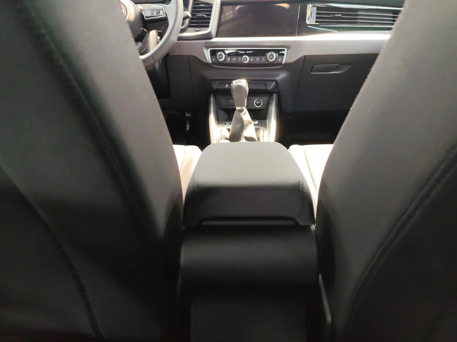 Bild eines Audi A1 allstreet 30 TFSI