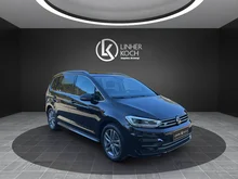VW Touran R-Line TSI DSG in Grenadillschwarz Metallic