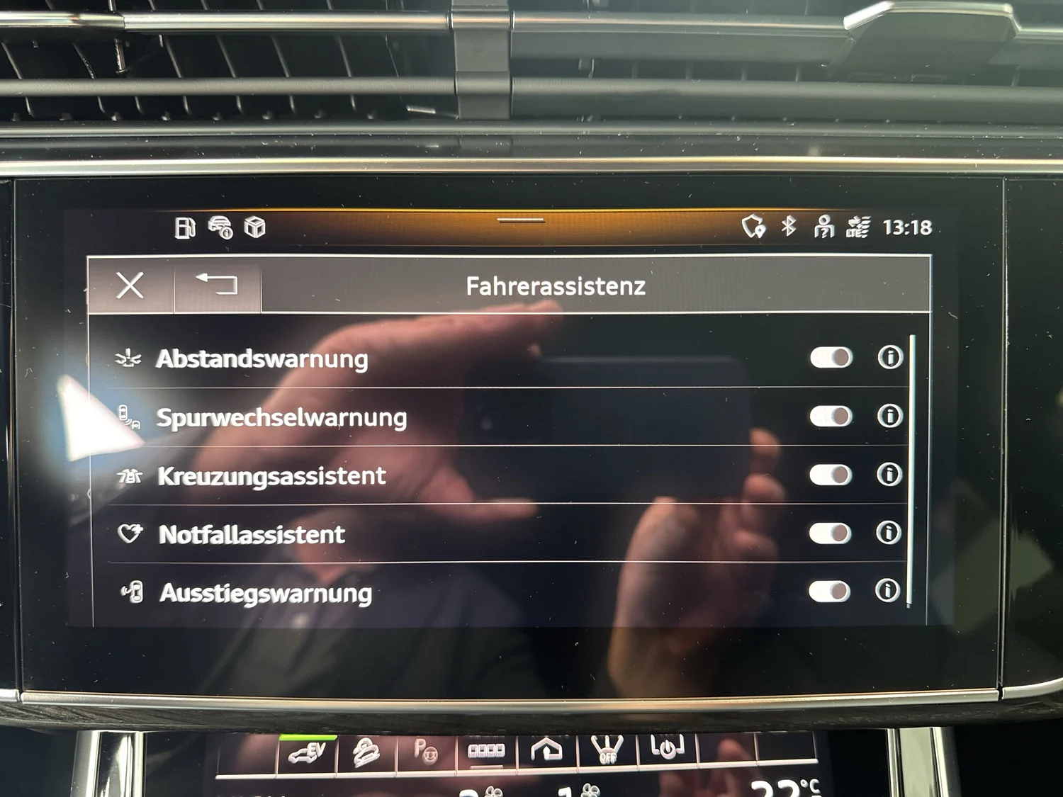 Bild eines Audi Q8 e-hybrid quattro 360 kW