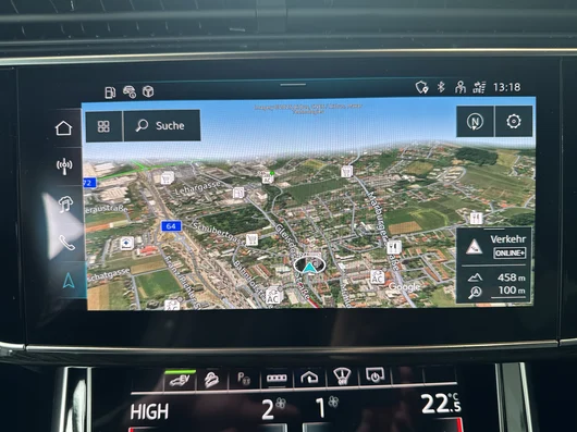 Bild eines Audi Q8 e-hybrid quattro 360 kW