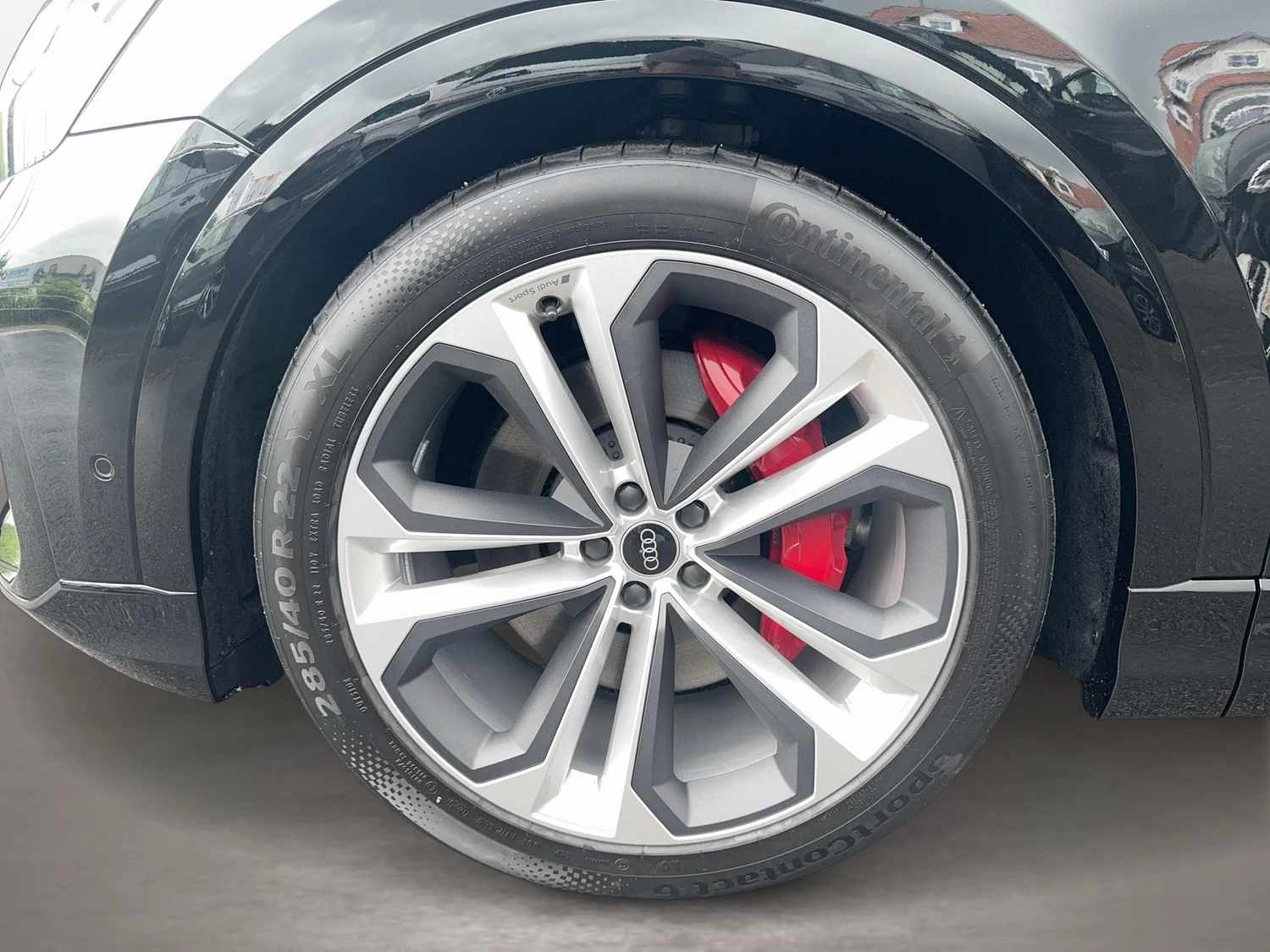 Bild eines Audi Q8 e-hybrid quattro 360 kW