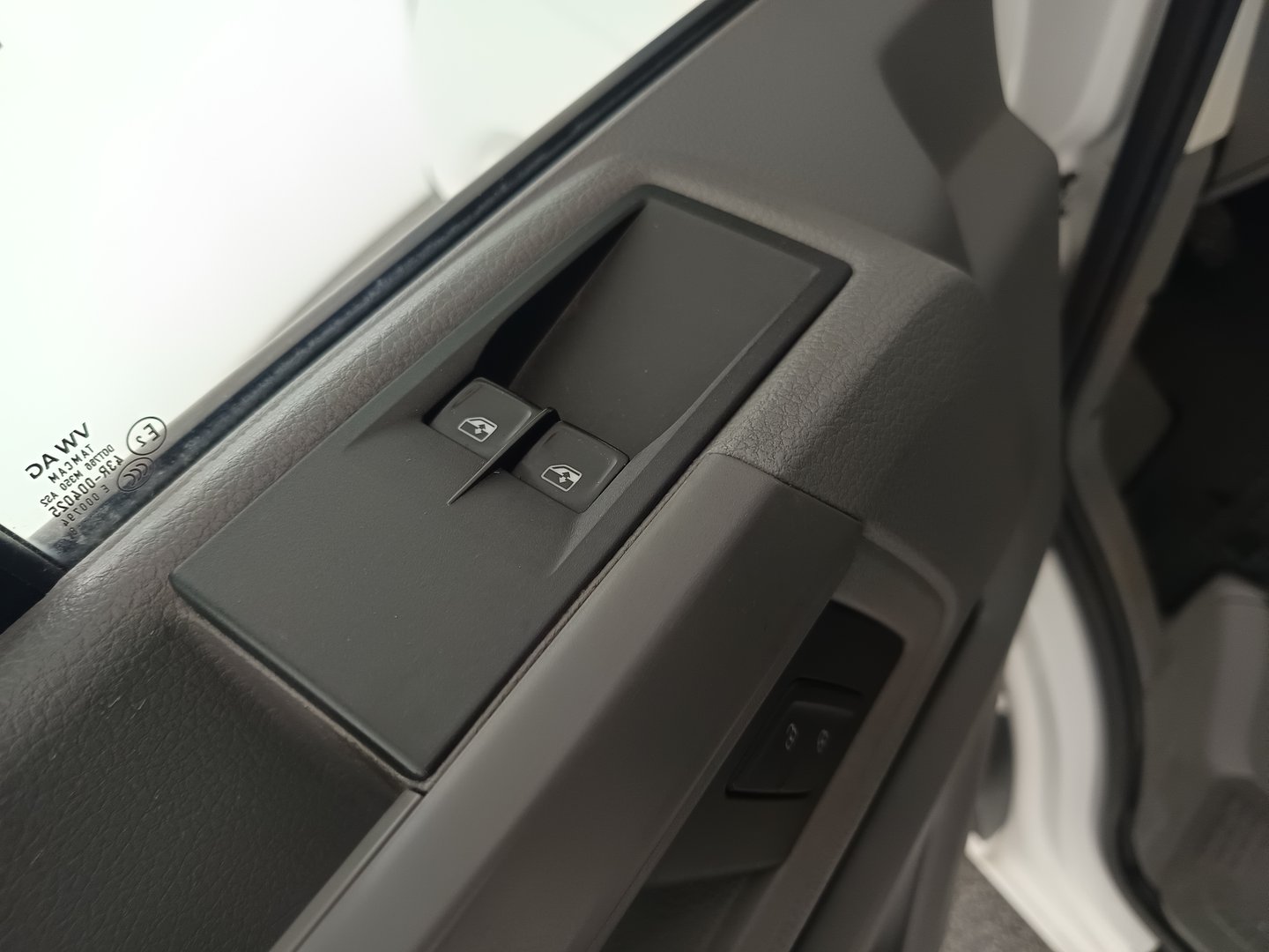 VW Crafter 35 Kasten L3H3 TDI Heck Single | Bild 9 von 19