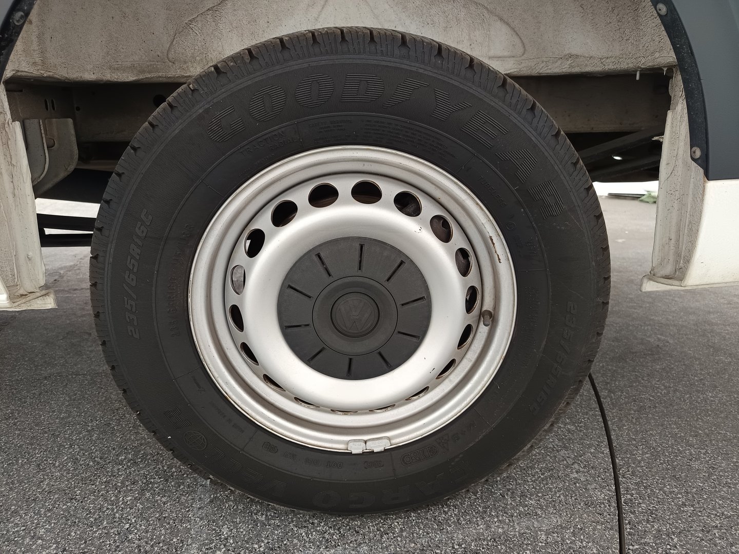 VW Crafter 35 Kasten L3H3 TDI Heck Single | Bild 7 von 19
