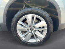 Škoda Karoq Selection TSI DSG ACT in Smokey Diamond-Silber Metallic