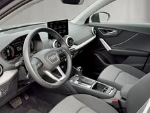 Audi Q2 35 TFSI advanced in MANHATTANGRAU METALLIC