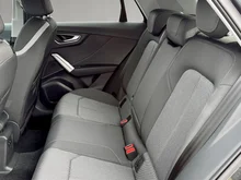 Audi Q2 35 TFSI advanced in MANHATTANGRAU METALLIC