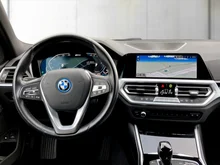 BMW 3xx 320e PHEV Touring Aut. in schwarz - normal