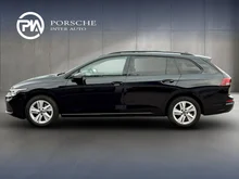 VW Golf Variant Life TDI in Deep Black Perleffekt
