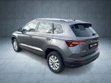 Škoda Karoq Selection TDI DSG in Graphit-Grau Metallic