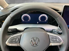 VW Golf Rabbit mHEV DSG in Grenadillschwarz Metallic