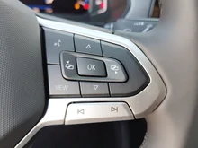 VW T-Cross Friends TSI in Deep Black Perleffekt