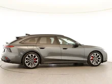 Audi A6 Avant e-hybrid quattro 220 kW in Daytonagrau Perleffekt