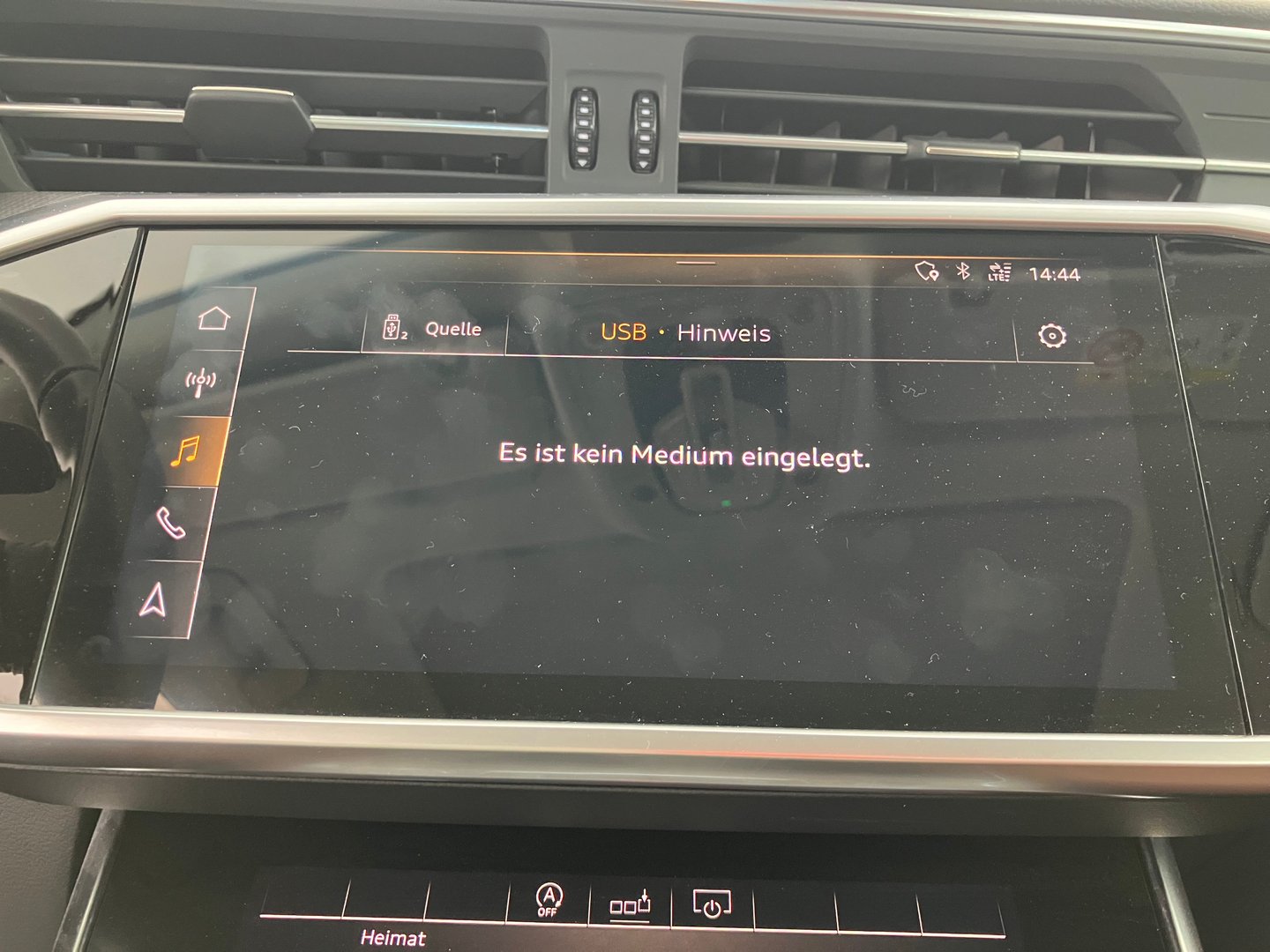 Audi A6 Avant 45 TDI quattro Design | Bild 8 von 16
