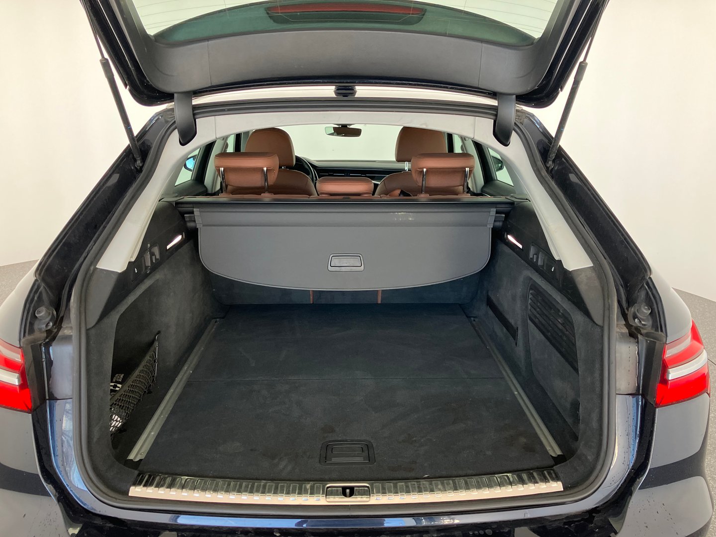 Audi A6 Avant 45 TDI quattro Design | Bild 13 von 16