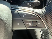 Audi Q8 e-hybrid quattro 360 kW in Mythosschwarz Metallic
