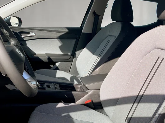 Bild eines SEAT Leon Style Edition 1.5 eTSI DSG 115 PS