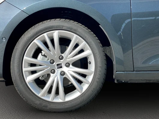 Bild eines SEAT Leon Style Edition 1.5 eTSI DSG 115 PS