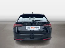 Škoda Octavia Combi Selection TSI mHEV DSG in Black-Magic Perleffekt