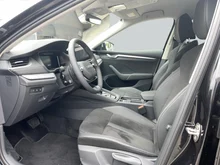 Škoda Octavia Combi Selection TSI mHEV DSG in Black-Magic Perleffekt