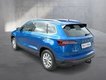 Škoda Karoq 4x4 Selection TDI DSG in Race-Blau Metallic