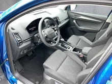 Škoda Karoq 4x4 Selection TDI DSG in Race-Blau Metallic