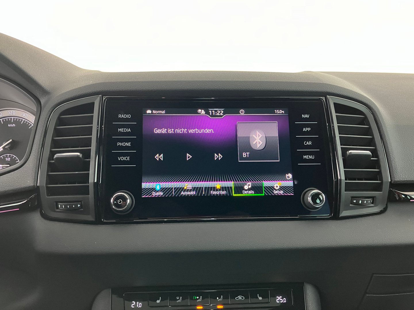 Škoda KAROQ SPORTLINE TDI | Bild 10 von 18