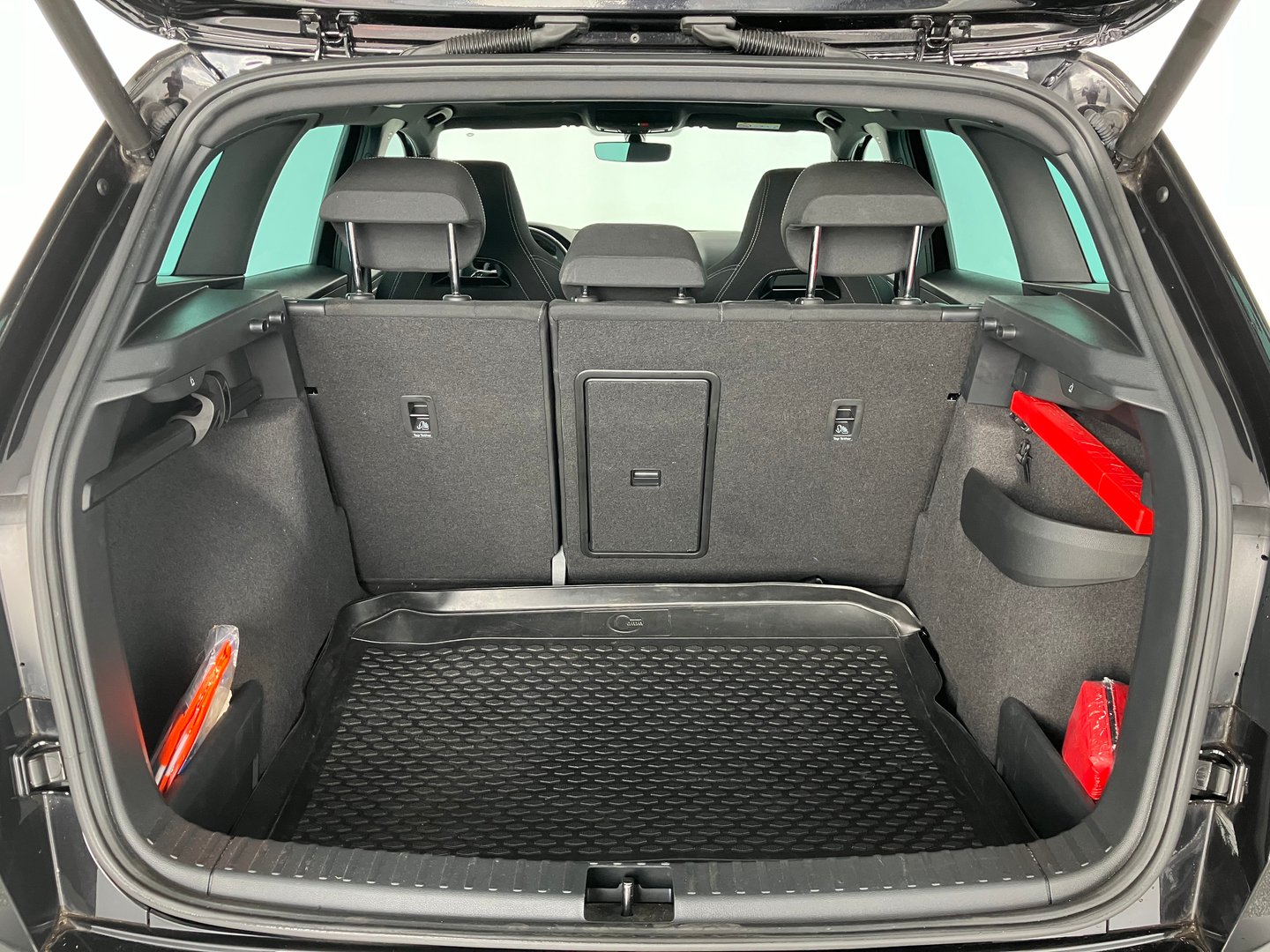 Škoda KAROQ SPORTLINE TDI | Bild 15 von 18