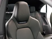 Porsche Macan 4S in OAKGRÜNMETALLIC NEO