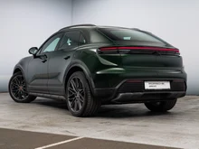 Porsche Macan 4S in OAKGRÜNMETALLIC NEO