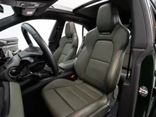 Porsche Macan 4S in OAKGRÜNMETALLIC NEO
