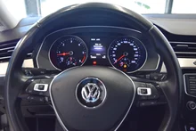 VW Passat Variant Highline TDI in K5 Tungsten Silver Metallic
