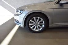 VW Passat Variant Highline TDI in K5 Tungsten Silver Metallic