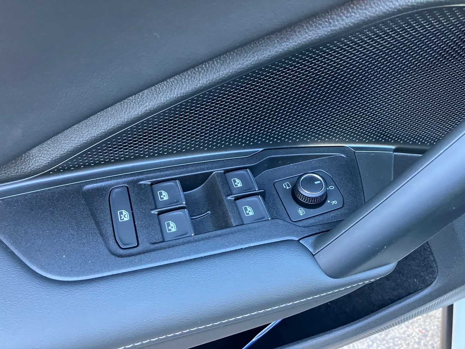 Bild eines VW Tiguan R-Line TDI 4MOTION DSG