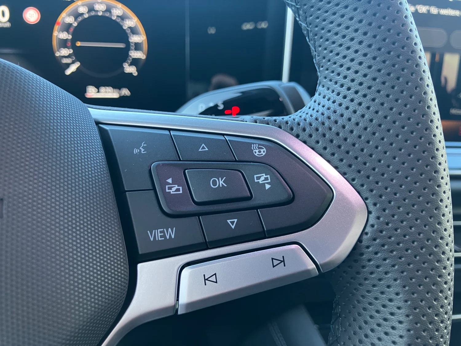 Bild eines VW Tiguan R-Line TDI 4MOTION DSG