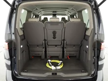 VW Multivan Business ÜH eHybrid 180 kW 4M in Starlightblue Metallic