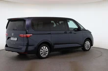 VW Multivan Business ÜH eHybrid 180 kW 4M in Starlightblue Metallic