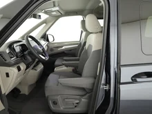VW Multivan Business ÜH eHybrid 180 kW 4M in Starlightblue Metallic