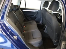 Škoda Octavia Combi 4x4 Ambition TDI DSG in Pacific-Blau