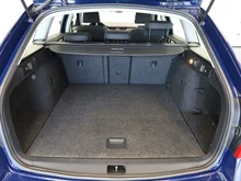 Škoda Octavia Combi 4x4 Ambition TDI DSG in Pacific-Blau