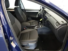 Škoda Octavia Combi 4x4 Ambition TDI DSG in Pacific-Blau