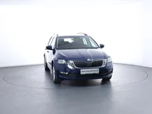 Škoda Octavia Combi 4x4 Ambition TDI DSG in Pacific-Blau